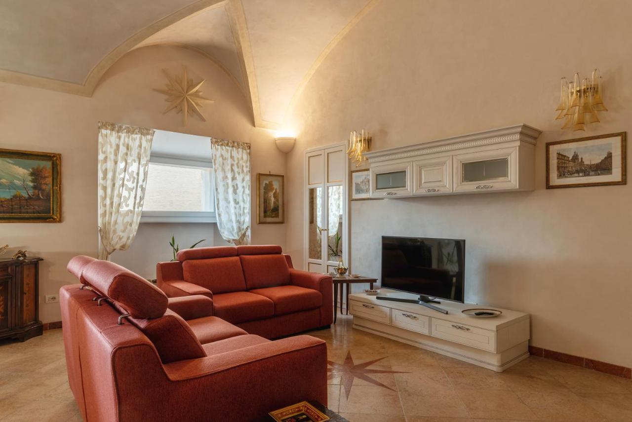 Palazzo Altieri Elegant Apartment Roma Ngoại thất bức ảnh