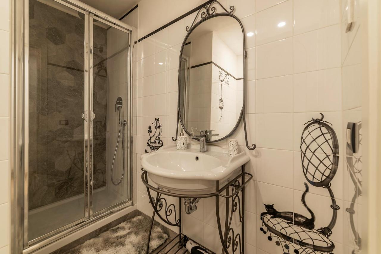 Palazzo Altieri Elegant Apartment Roma Ngoại thất bức ảnh