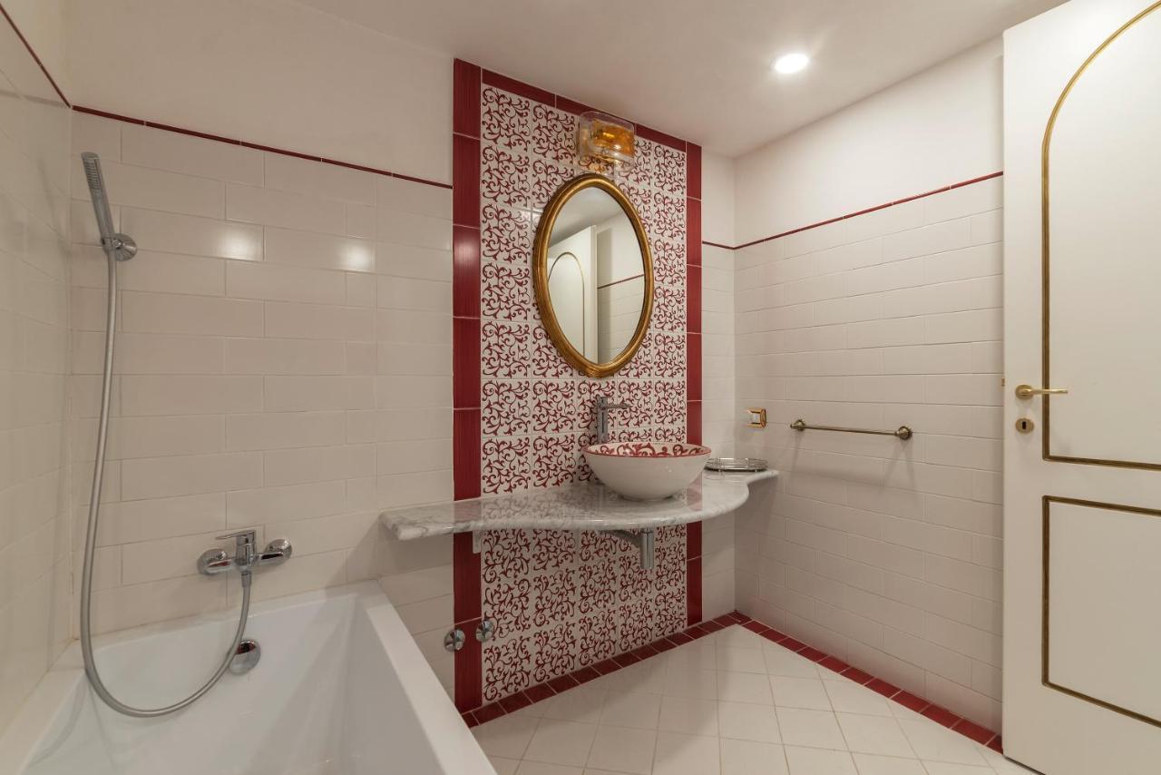 Palazzo Altieri Elegant Apartment Roma Ngoại thất bức ảnh